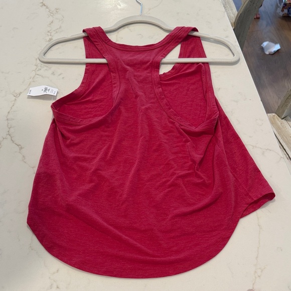 GAP Vibrant Red Tank Top - Picture 3 of 3